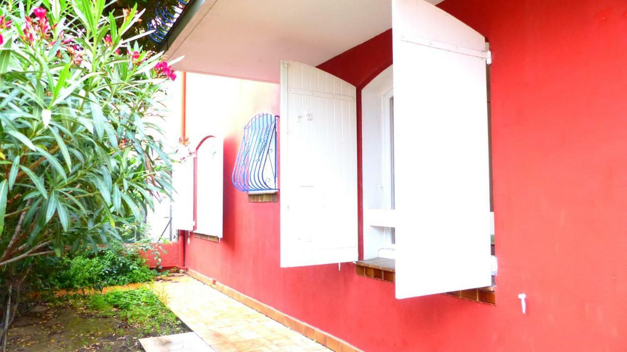 Appartement Stade Aime Giral Perpignan Bagian luar foto